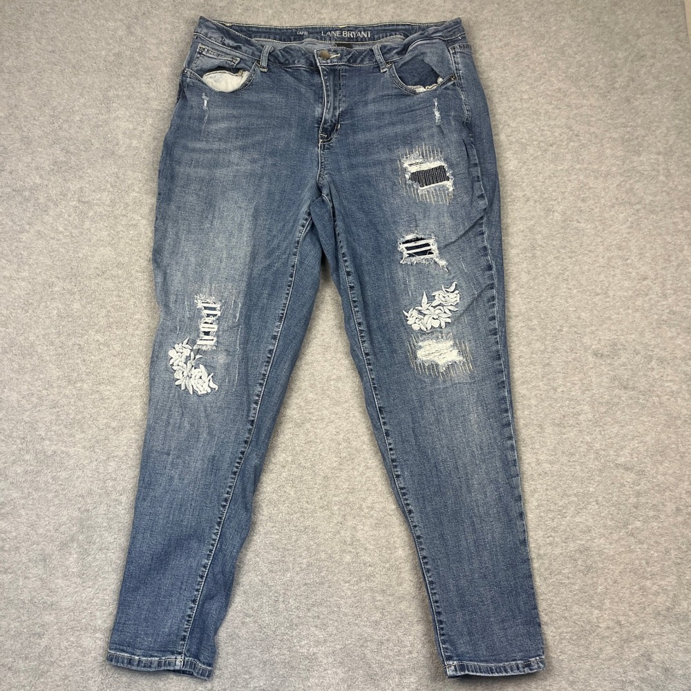 Lane Bryant Capri Jeans Women 18 Blue Distressed Floral Embroidered Stretch